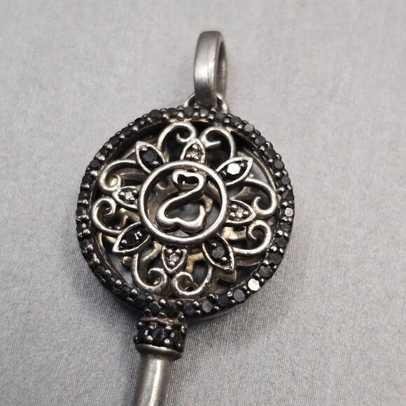VTG Jane Seymour Open Hearts Sterling Silver Diamond Key Pendant 2.25" JWBR - Picture 2 of 9